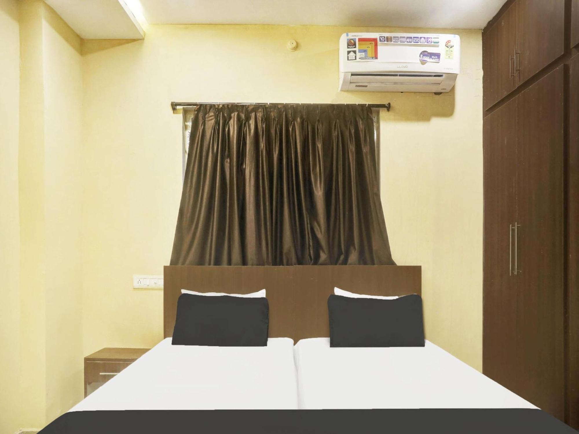 Hotel Spot On Grand Mantralayam Visakhapatnam Exterior foto