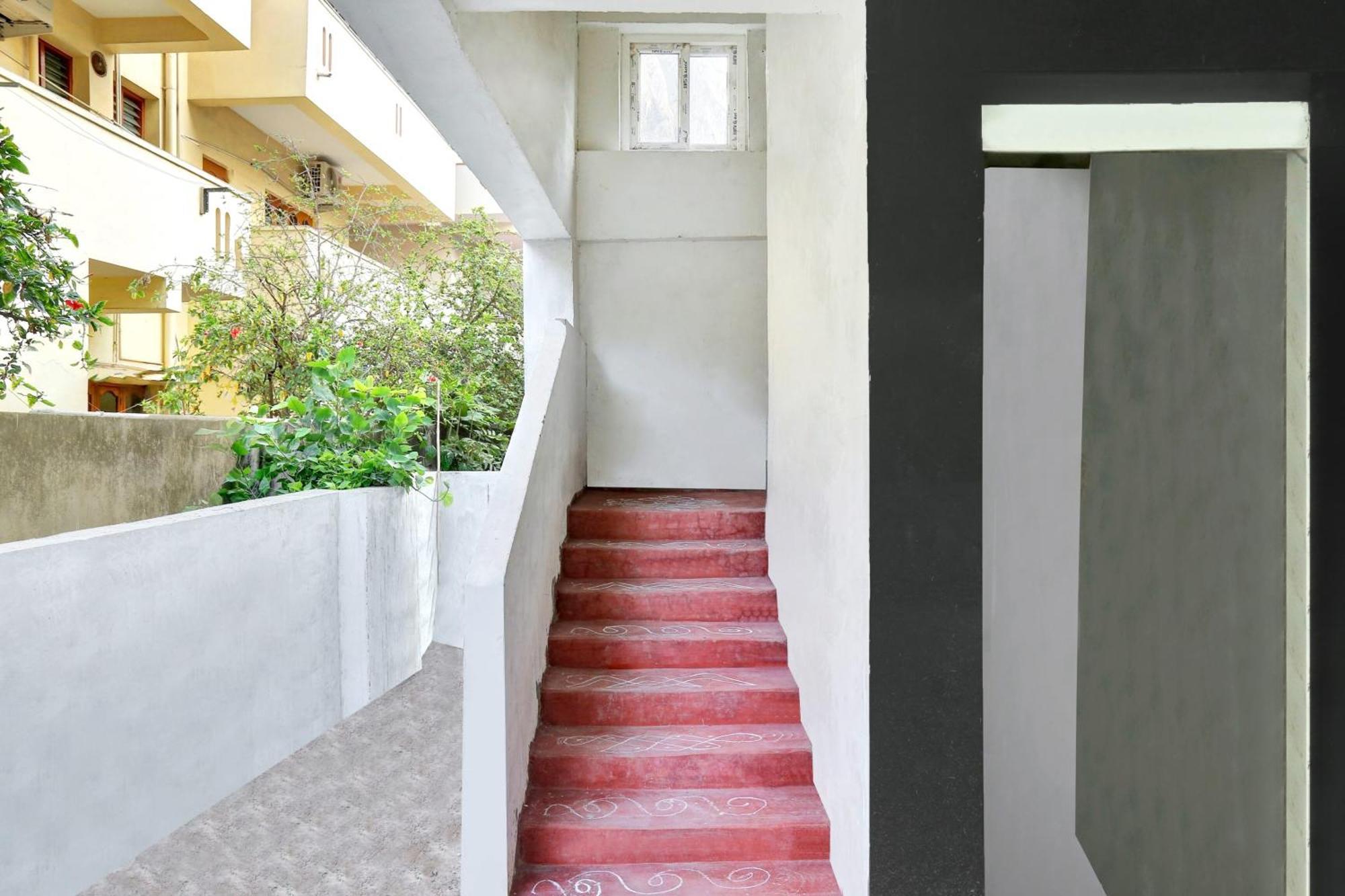 Hotel Spot On Grand Mantralayam Visakhapatnam Exterior foto