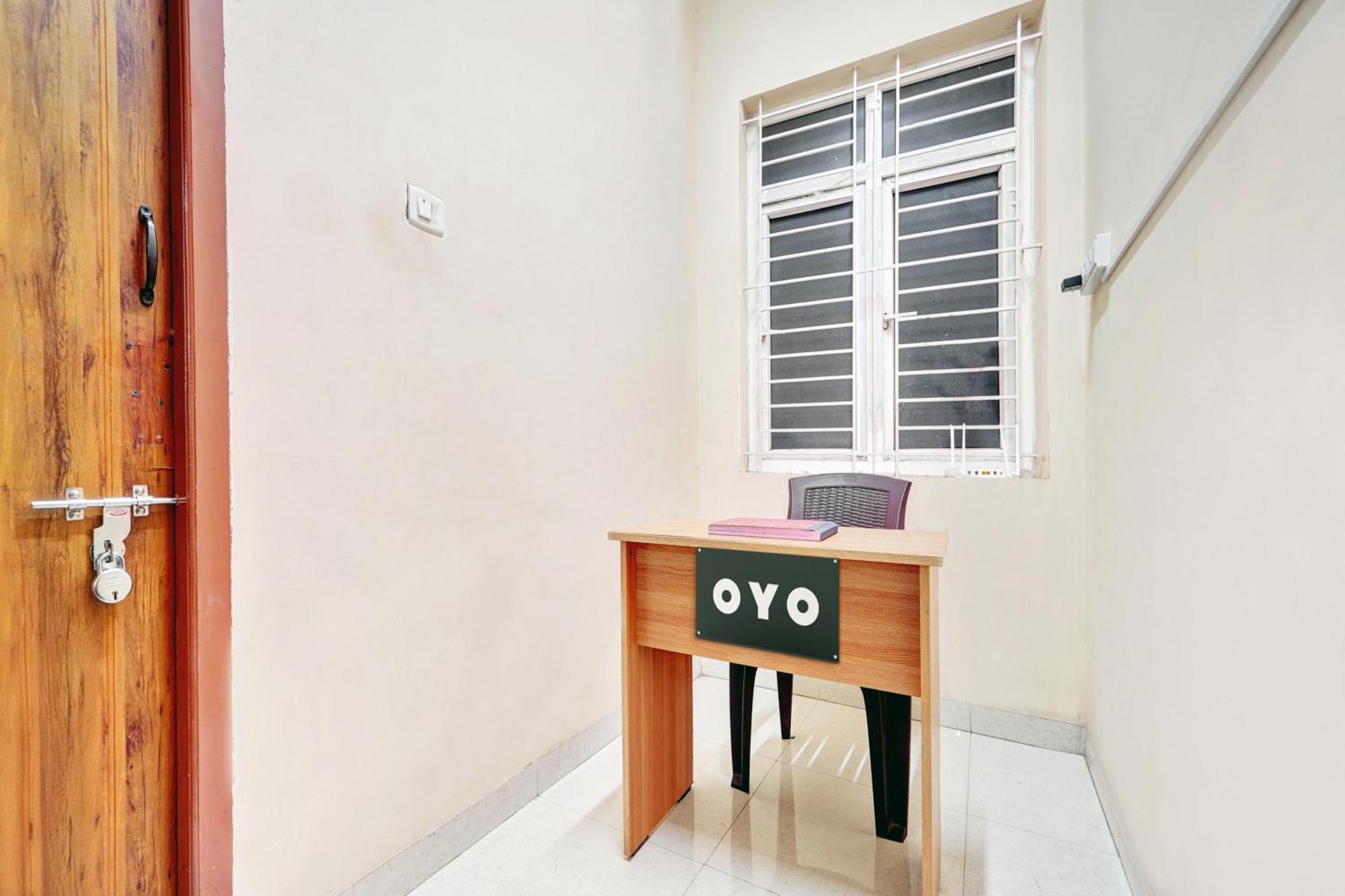 Hotel Spot On Grand Mantralayam Visakhapatnam Exterior foto